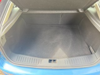 /photos/12604/a7eecf74-c8f2-382a-db89-fd9c44f424dc_i320x240.jpg